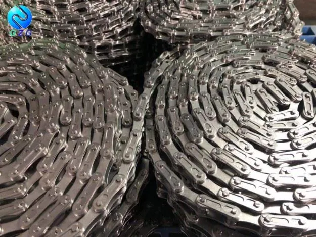 Standardní válečkový řetěz z nerezové oceli s dvojitou roztečí